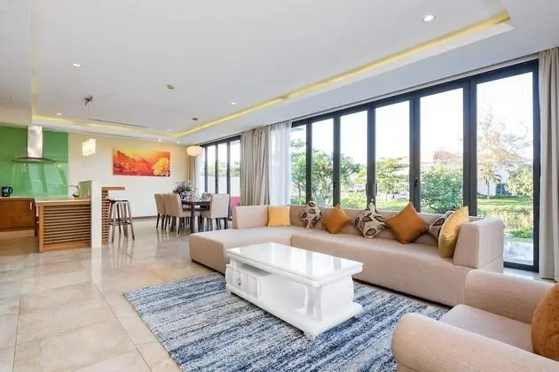 Villa, 4 Yatak Odası, Kısmi Deniz Manzarası