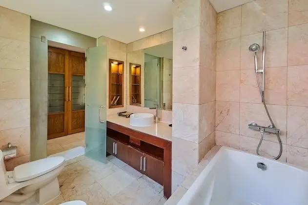 Villa, 4 Yatak Odası, Kısmi Deniz Manzarası