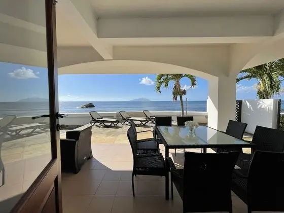 Villa, Plaj Manzaralı