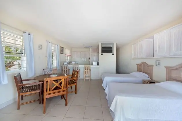 One bedroom Apartment, Patio (Air conditioned bedroom)