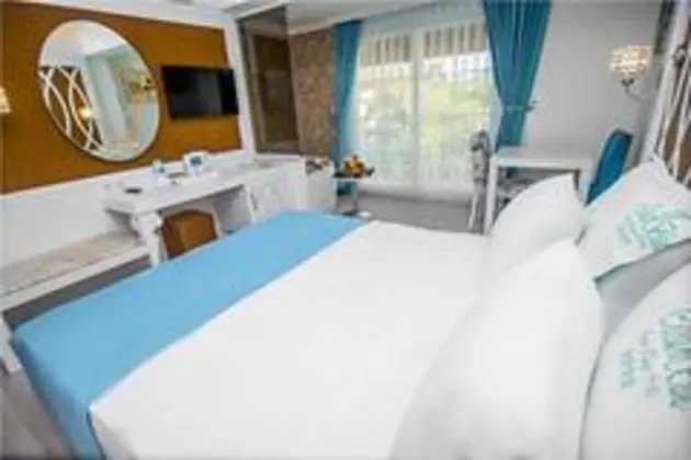 Deluxe Jakuzili Balayı Odası