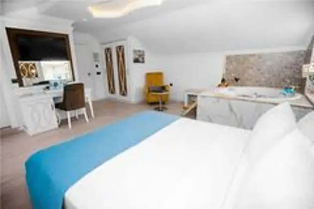 Deluxe Jakuzili Balayı Odası
