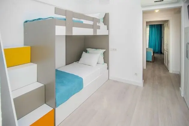Standard Family Room With Bunk Bed