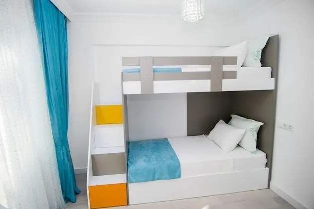 Standard Family Room With Bunk Bed
