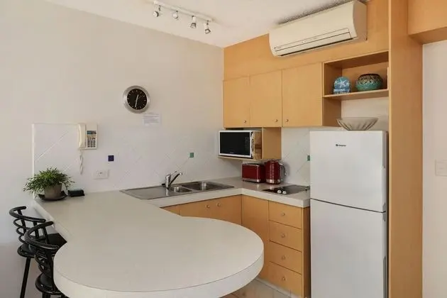 Standard Apart Daire, 1 Yatak Odası, Sigara İçilmez, Mutfak (Queen Bed Suite Lower Level)
