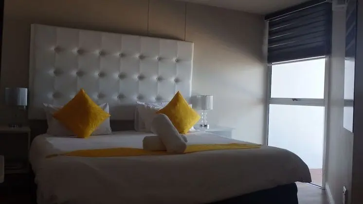 One Bedroom Suite Sea Facing