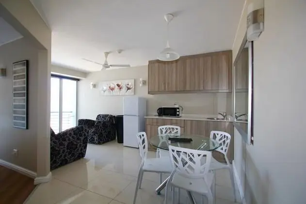One Bedroom Suite Sea Facing