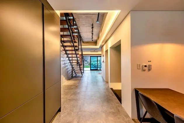 Luxury Villa (Reserve for warm pool use after the booking, early sold-out expected)