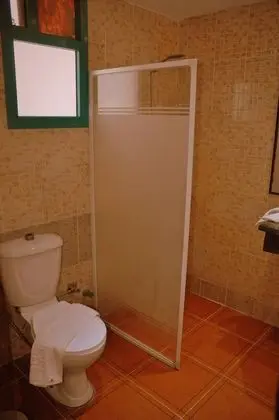 Senior Tek Kişilik Oda, Havuz Manzaralı