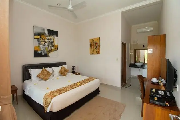 Deluxe Double Bungalow Room with Garden View