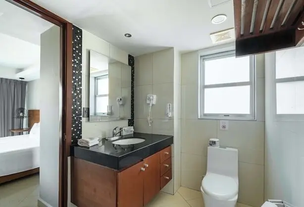 Standard Room, 1 king Bed Lagoon View