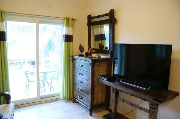 Comfort Stüdyo, 1 En Büyük (King) Boy Yatak, Havuz Manzaralı, Denize Sıfır