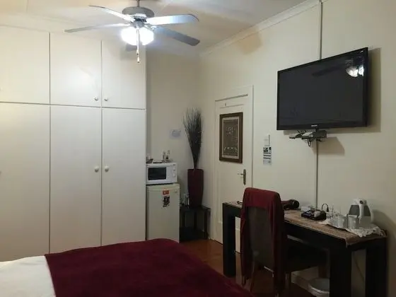 Luxury Tek Büyük Yataklı Oda