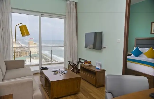 Superior Süit, 1 En Büyük (King) Boy Yatak, Balkon, Kısmi Deniz Manzarası