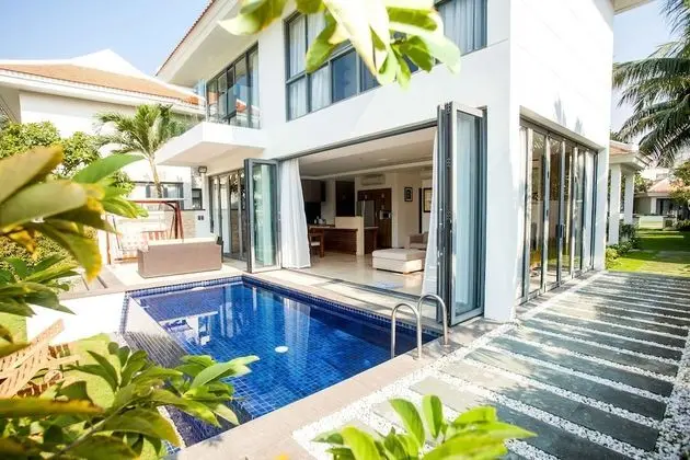 2BR Ocean Villa Private Pool