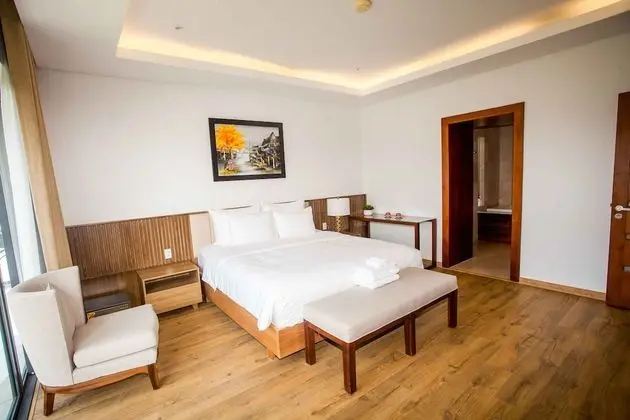 3BR Ocean Villa Close to the beach