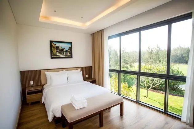 3BR Ocean Villa Close to the beach