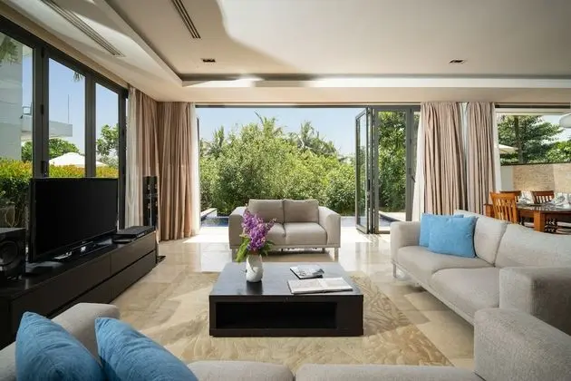 3BR Ocean Villa Close to the beach