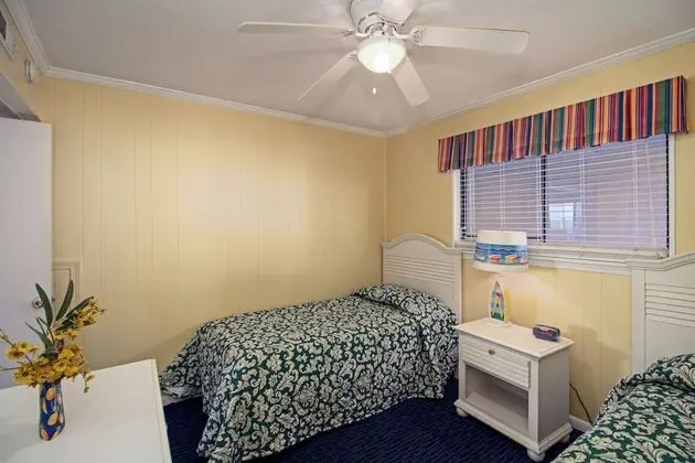 2 Bedroom, 2 Bathroom Condo