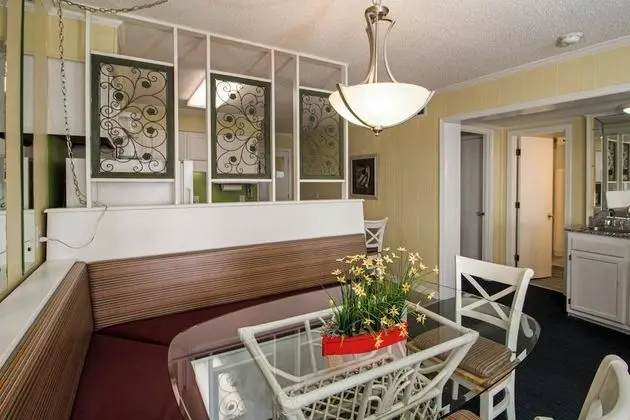 2 Bedroom, 2 Bathroom Condo