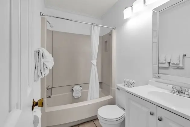 Comfort Daire, 2 Yatak Odası, Havuz Kullanımı, Okyanusa Sıfır