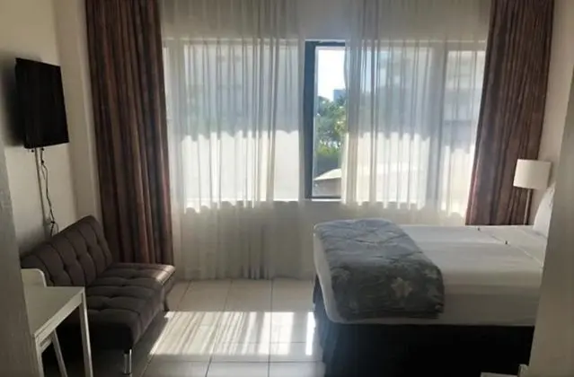 Stüdyo, Şehir Manzaralı (718)
