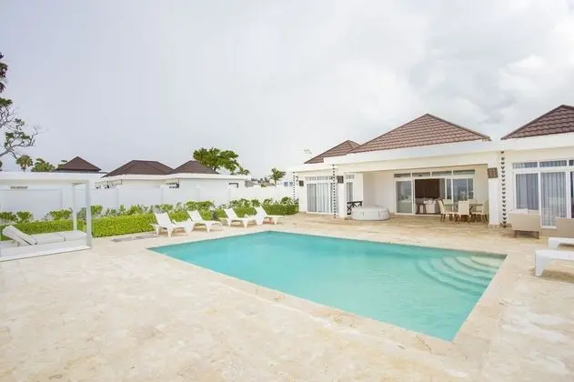 Deluxe Villa