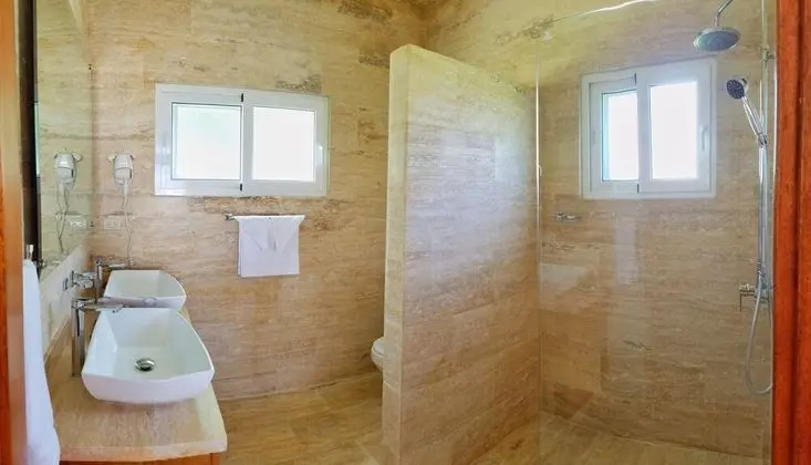 Deluxe Villa, 3 Yatak Odası, Kısmi Deniz Manzarası