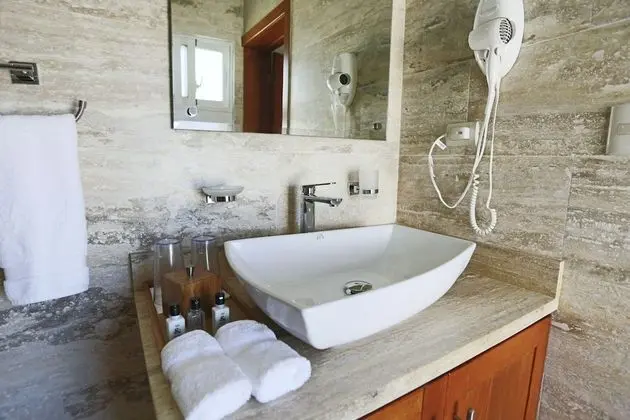 Deluxe Villa, 3 Yatak Odası, Kısmi Deniz Manzarası