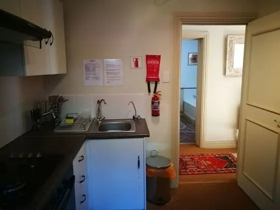 Comfort Tek Büyük Yataklı Oda, 1 Büyük (Queen) Boy Yatak, Banyolu/Duşlu, Avlu Manzaralı