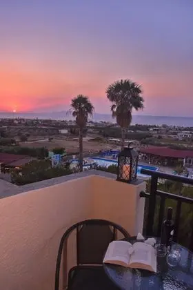1 Çift Kişilik Veya 2 Tek Kişilik Yatak Garden View