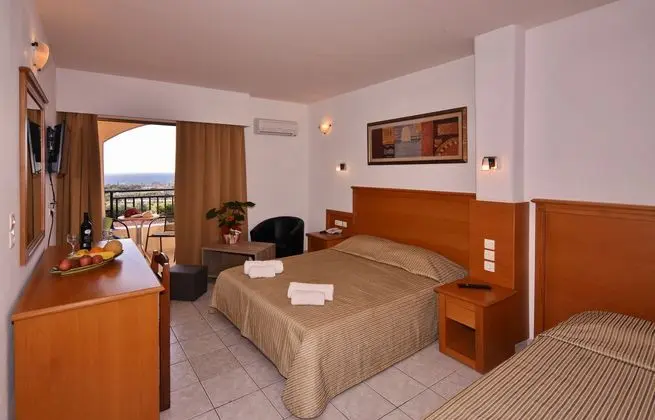 1 Çift Kişilik Veya 2 Tek Kişilik Yatak Garden View