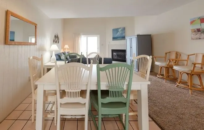2 bedroom 2 bath townhouse