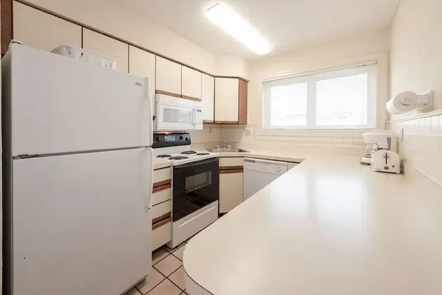 2 bedroom 2 bath townhouse