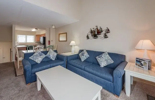 2 bedroom 2 bath townhouse
