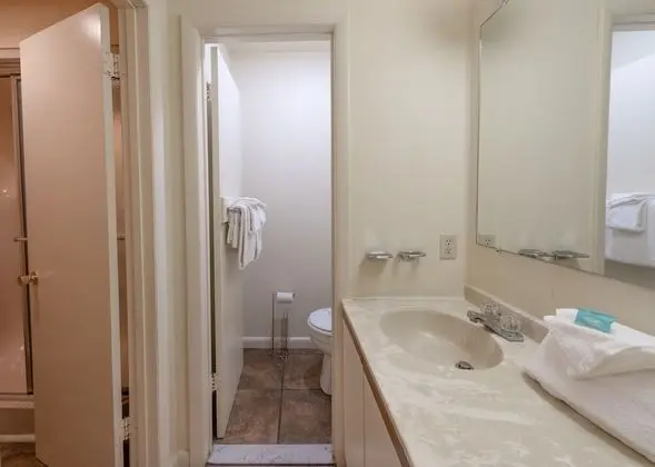 2 bedroom 2 bath townhouse