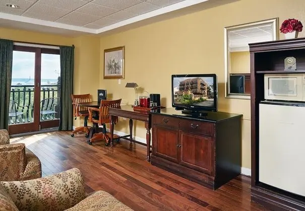 Royal Oda, Birden Çok Yatak, Balkon, Park Manzaralı