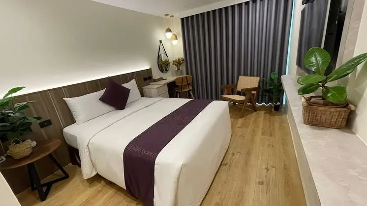Tek Büyük Yataklı Oda, Balkon