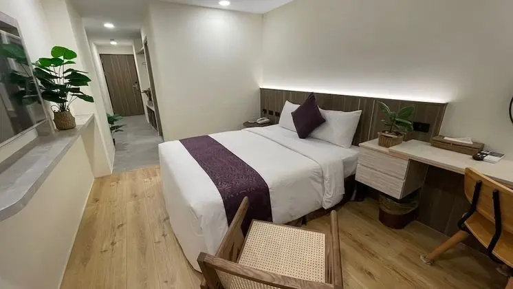 Tek Büyük Yataklı Oda, Balkon