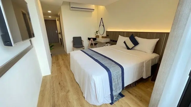 Tek Büyük Yataklı Oda, Balkon