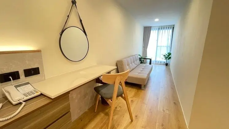 Tek Büyük Yataklı Oda, Balkon
