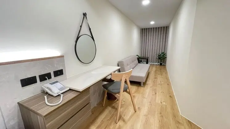 Tek Büyük Yataklı Oda, Balkon