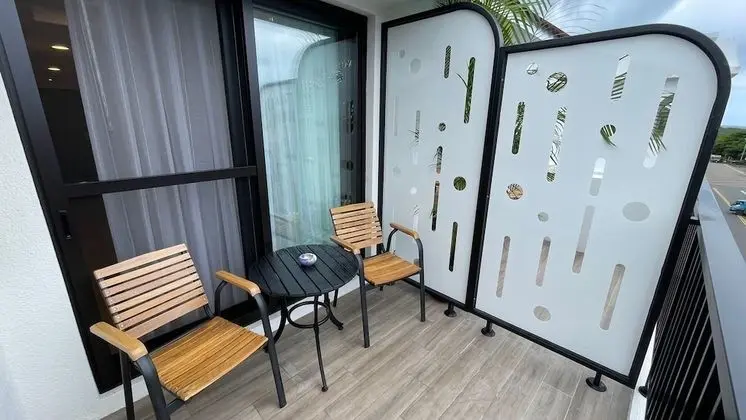 Tek Büyük Yataklı Oda, Balkon