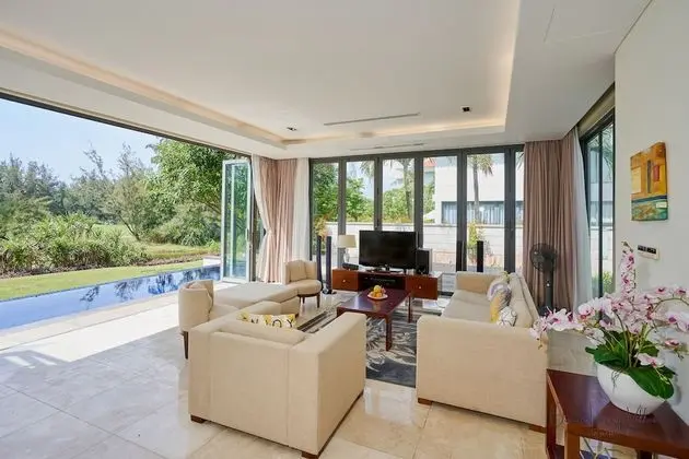 Family Villa, 4 Yatak Odası, Kişiye Özel Havuzlu