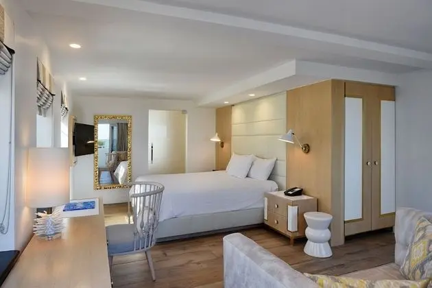 Modern Oceanfront