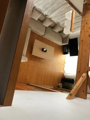 Ev (Private Vacation)