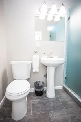 Superior Oda, 1 Büyük (Queen) Boy Yatak, Sigara İçilmez, Özel Banyo