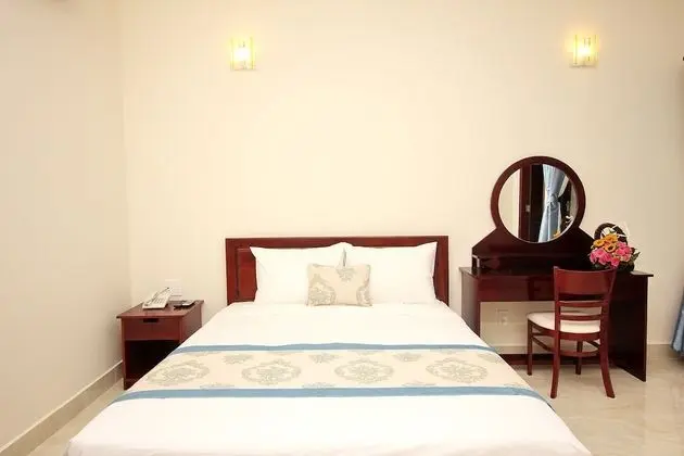 Deluxe Tek Büyük Yataklı Oda, Bahçe Manzaralı