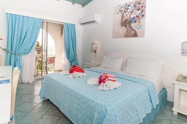 Oda, Balkon, Okyanusa Sıfır (All Inclusive)