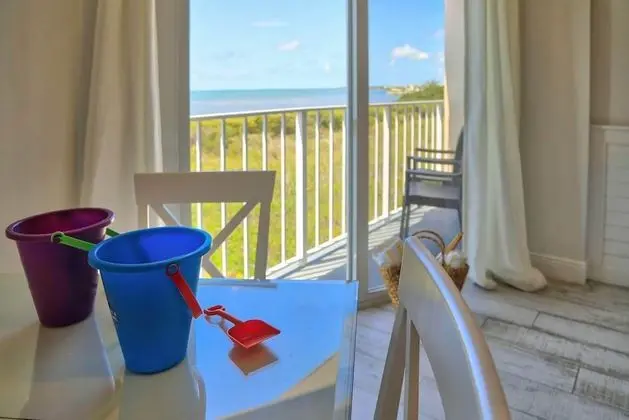 Süit, 1 Büyük (Queen) Boy Yatak ve Çekyat, Okyanus Manzaralı (Standard One Bedroom Ocean View Suite)